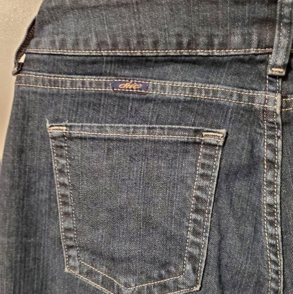 Chic jeans - Picture 4 of 6